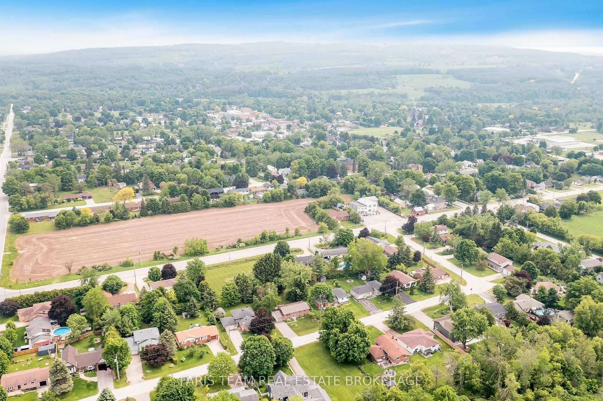 Photo 36 of 13 Jardine Crescent, Clearview, Creemore — HOMEH