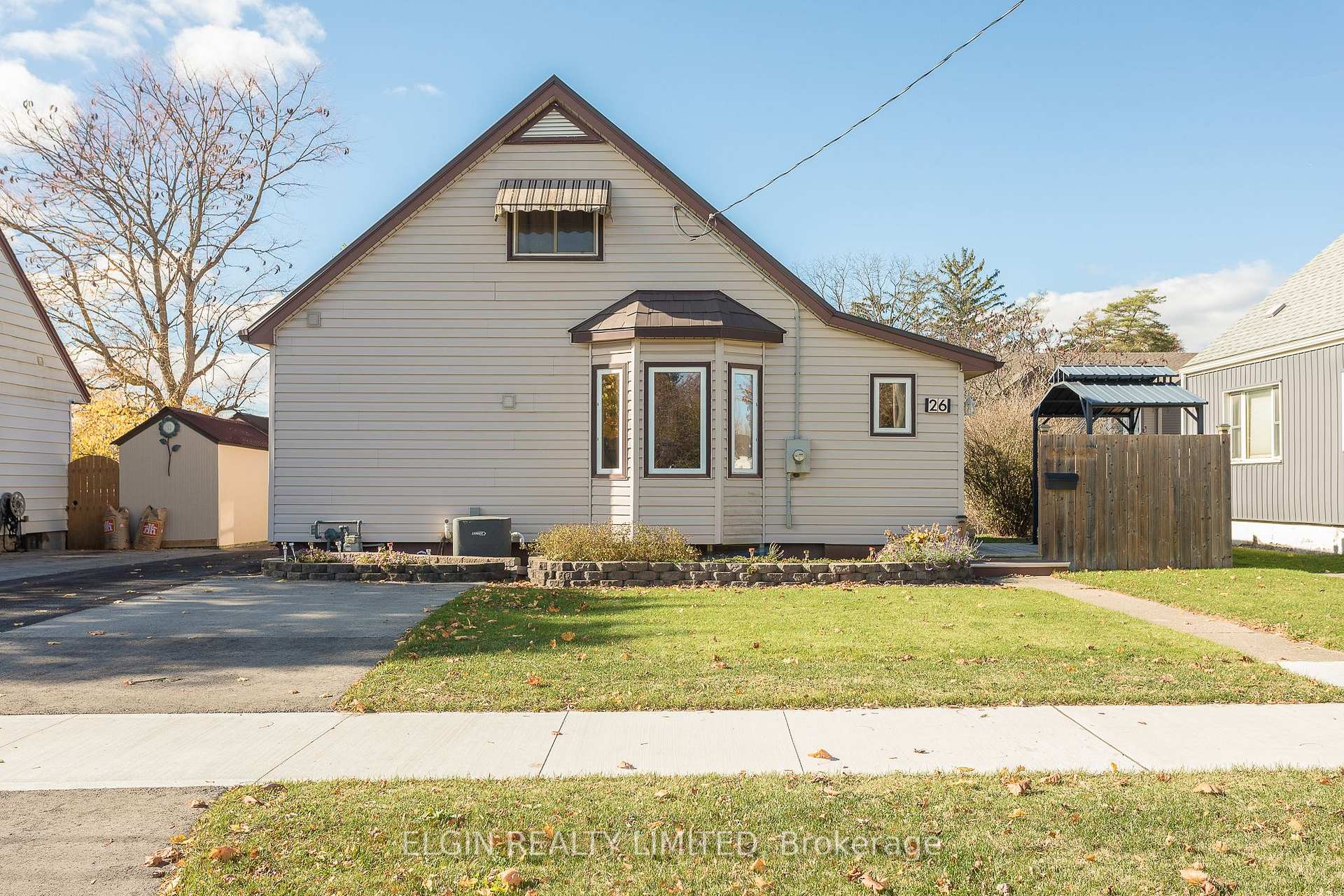 Photo 5 of 26 Parkside Drive, St. Thomas — HOMEH