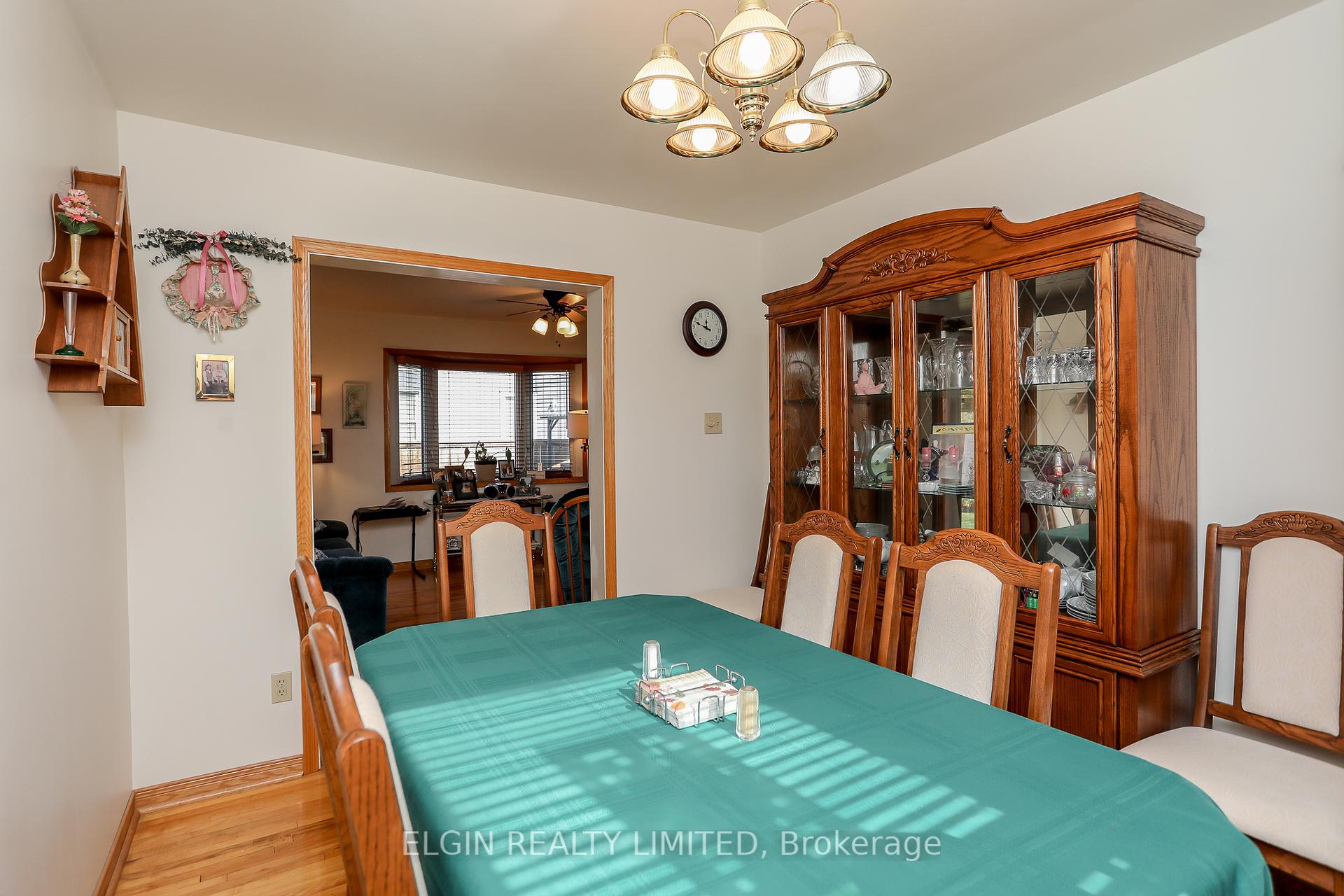 Photo 19 of 26 Parkside Drive, St. Thomas — HOMEH