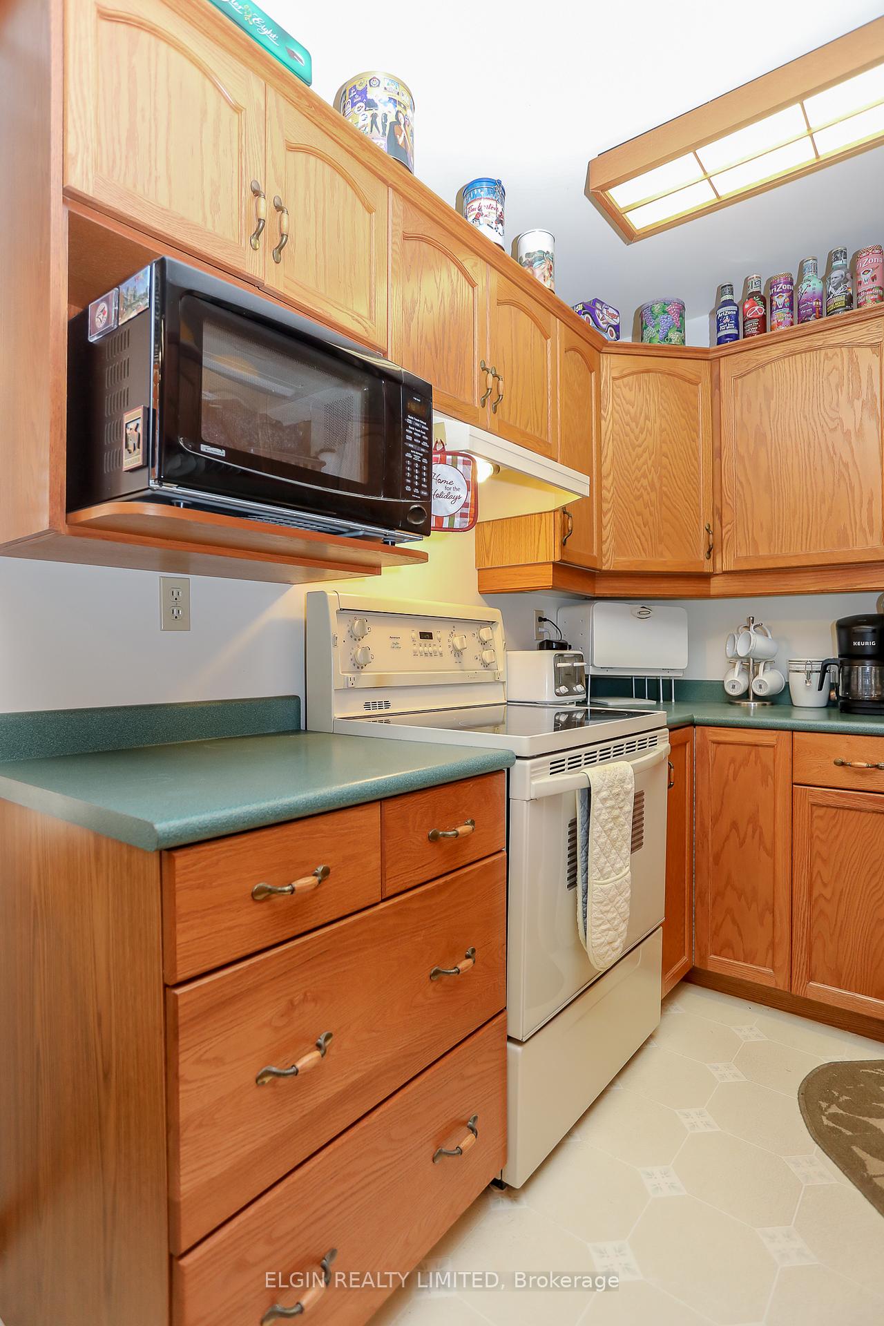 Photo 32 of 26 Parkside Drive, St. Thomas — HOMEH