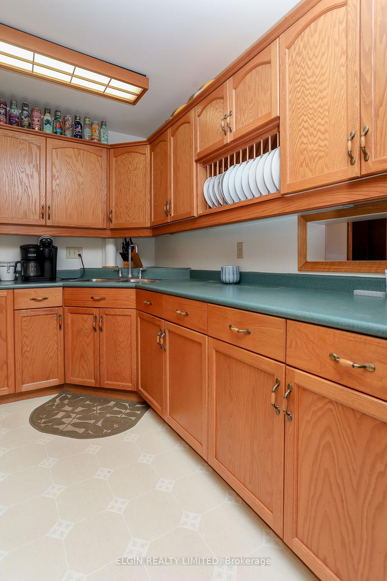 Photo 33 of 26 Parkside Drive, St. Thomas — HOMEH