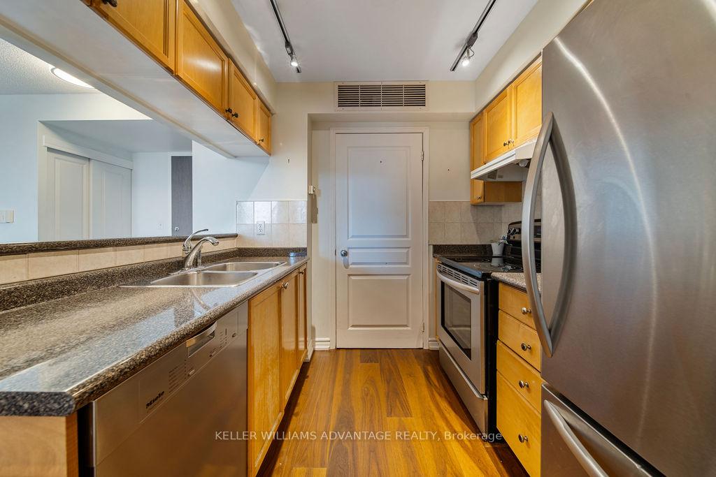 Photo 5 of Unit 317, 1829 Queen Street E, Toronto, The Beaches — HOMEH