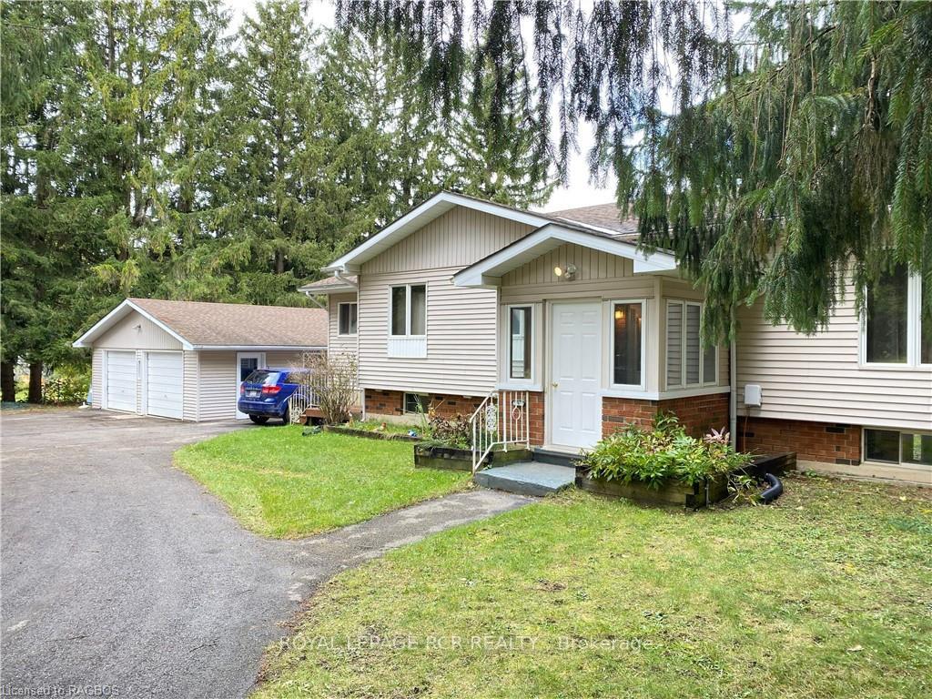 Photo 1 of 683015 Chatsworth Road 24, Chatsworth — HOMEH