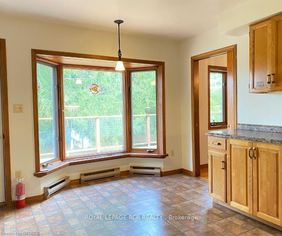 Photo 12 of 683015 Chatsworth Road 24, Chatsworth — HOMEH