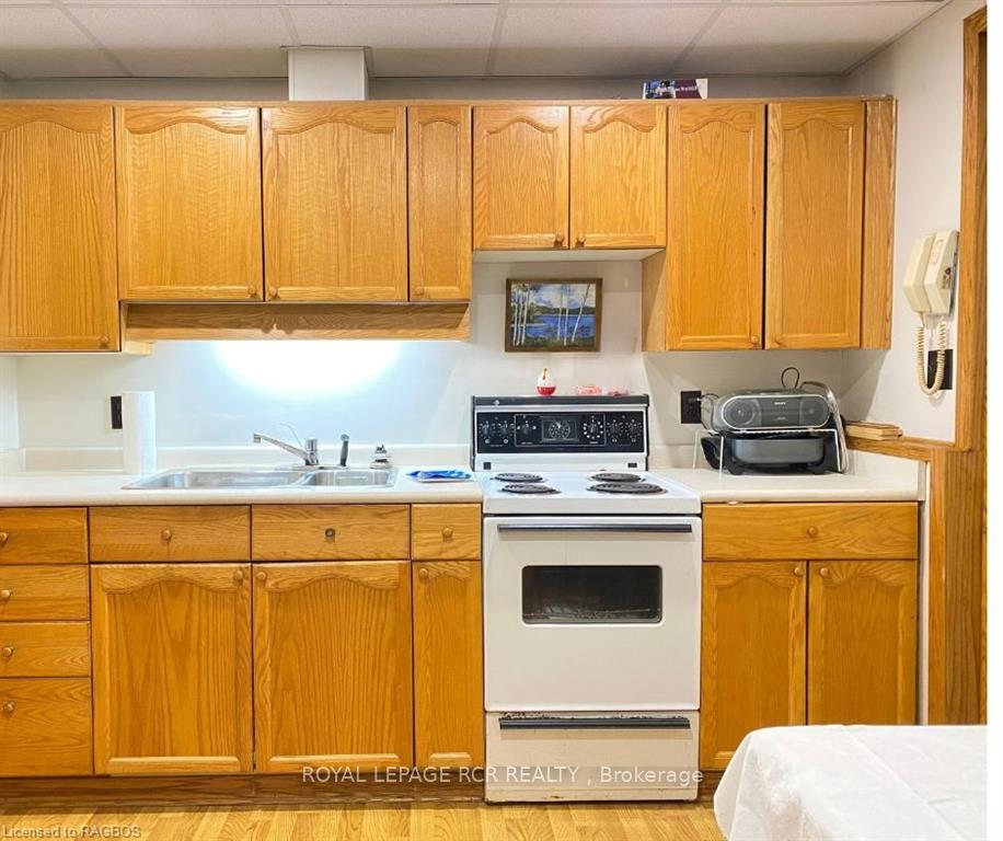 Photo 29 of 683015 Chatsworth Road 24, Chatsworth — HOMEH