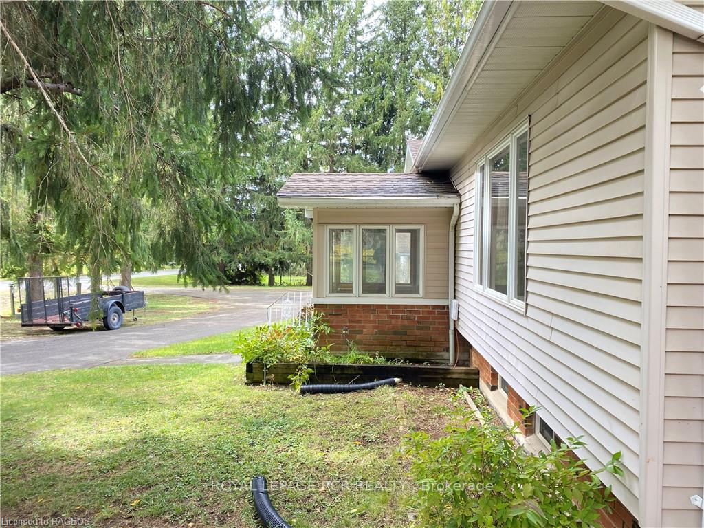 Photo 37 of 683015 Chatsworth Road 24, Chatsworth — HOMEH