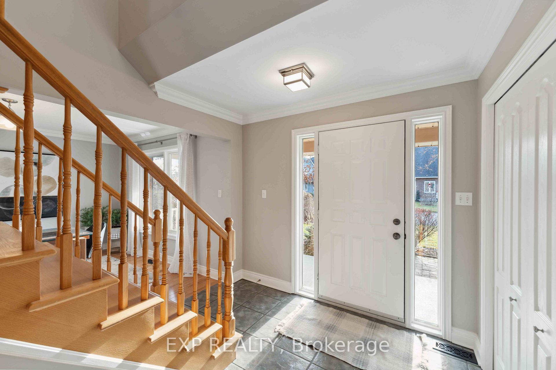 Photo 2 of 34 Willow Gardens Crescent, Ottawa, Stittsville (South) — HOMEH