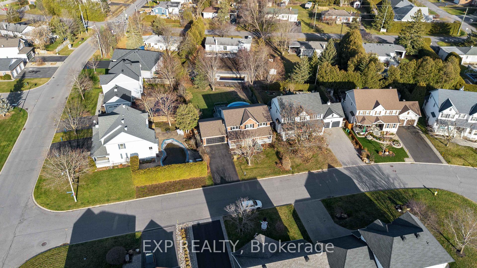 Photo 39 of 34 Willow Gardens Crescent, Ottawa, Stittsville (South) — HOMEH