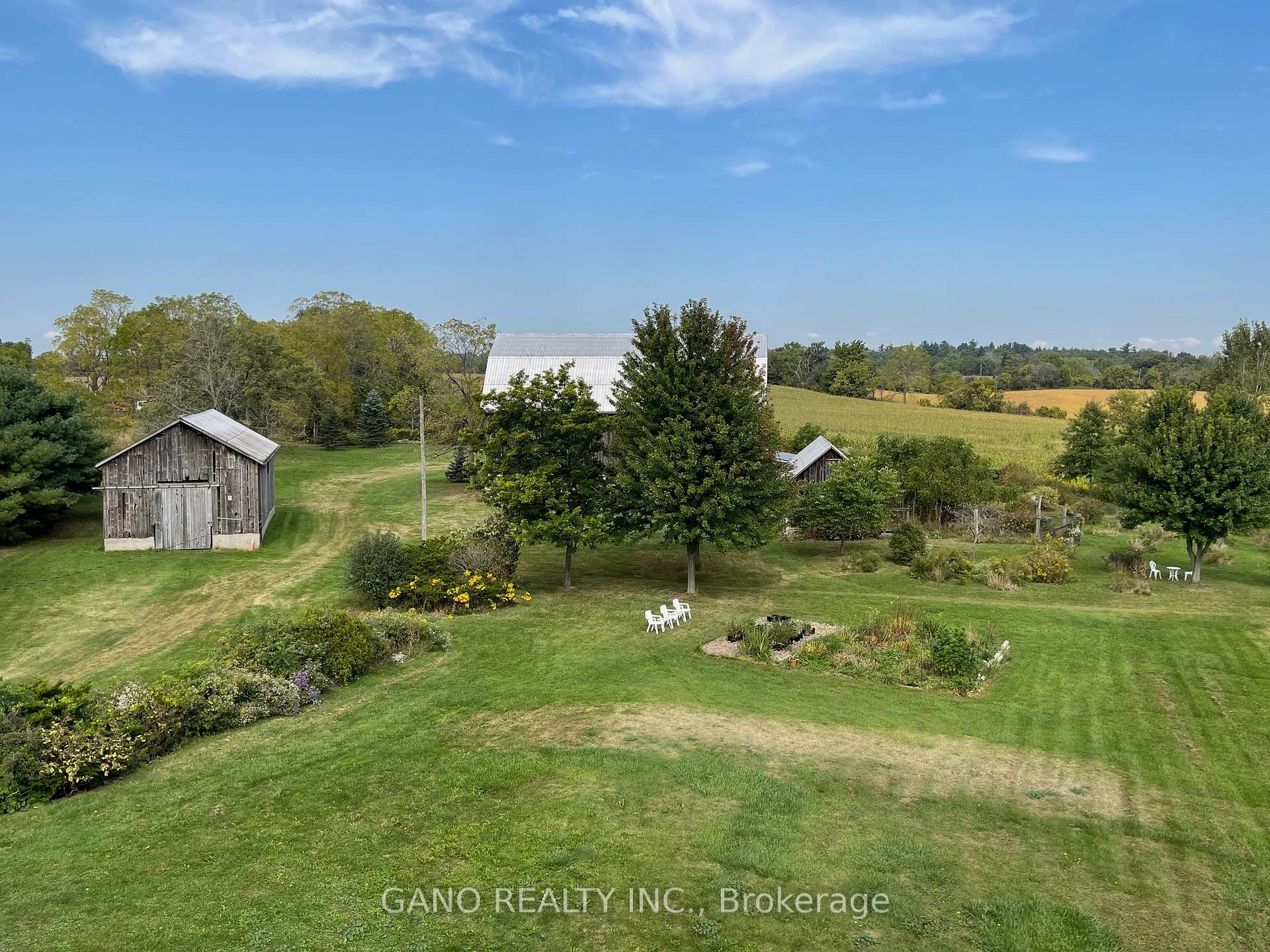 Photo 4 of 1722 Colborne Street E, Brant, Brantford Twp — HOMEH