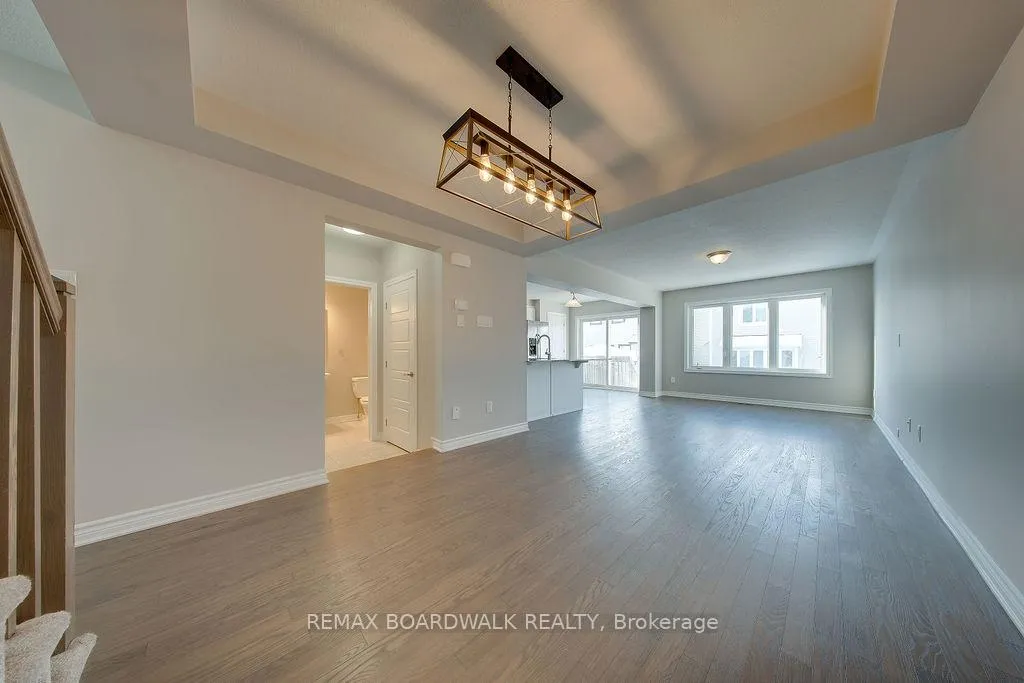 Photo 10 of 132 Conifer Creek Circle, Ottawa, Kanata - Emerald Meadows/Trailwest — HOMEH