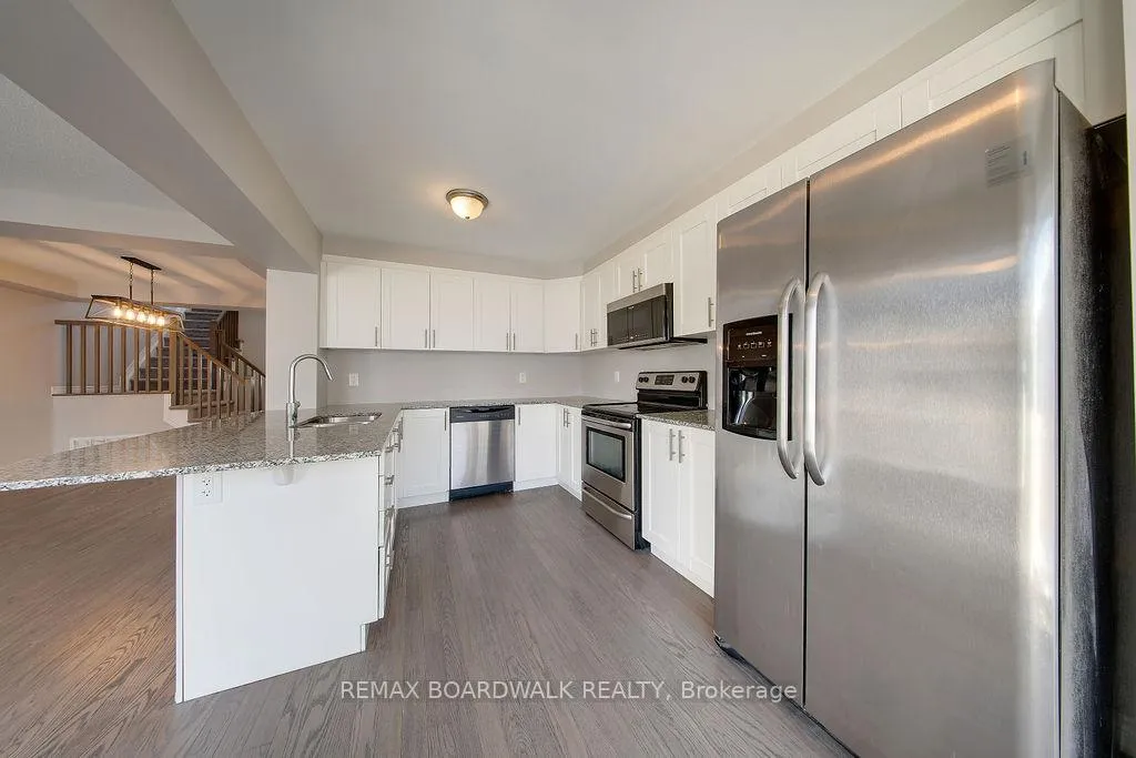 Photo 17 of 132 Conifer Creek Circle, Ottawa, Kanata - Emerald Meadows/Trailwest — HOMEH