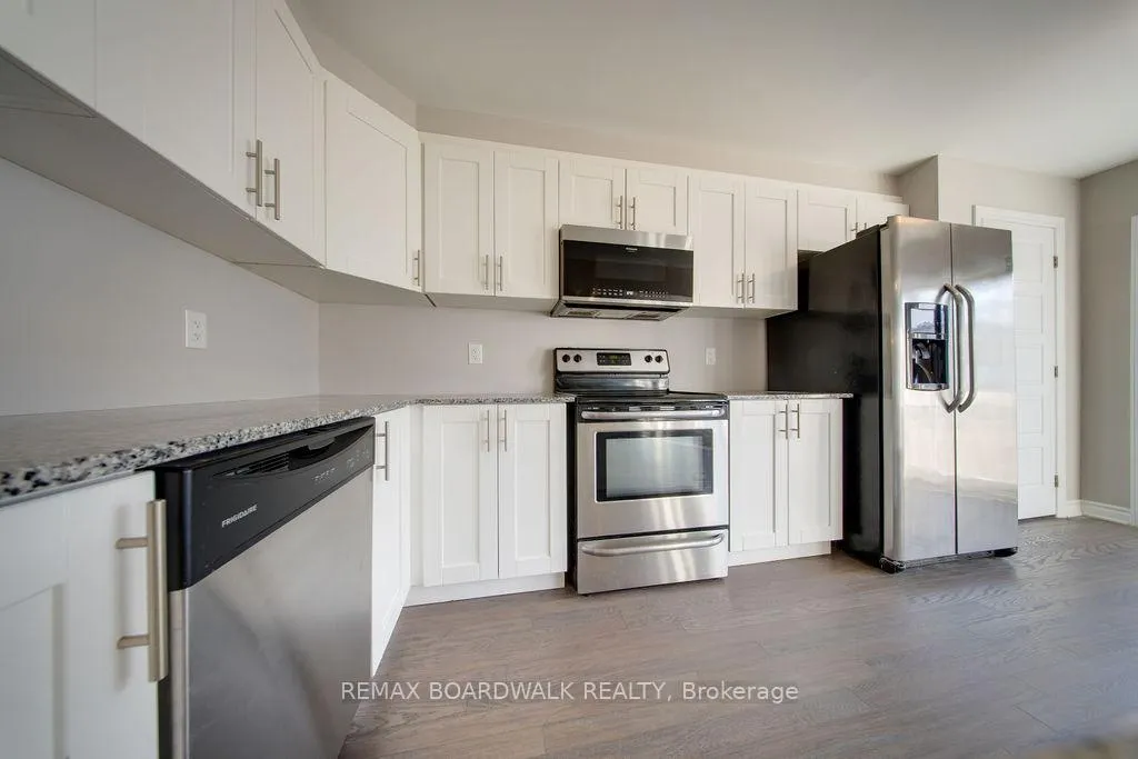 Photo 24 of 132 Conifer Creek Circle, Ottawa, Kanata - Emerald Meadows/Trailwest — HOMEH