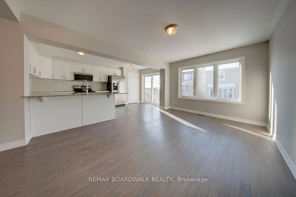 Photo 27 of 132 Conifer Creek Circle, Ottawa, Kanata - Emerald Meadows/Trailwest — HOMEH