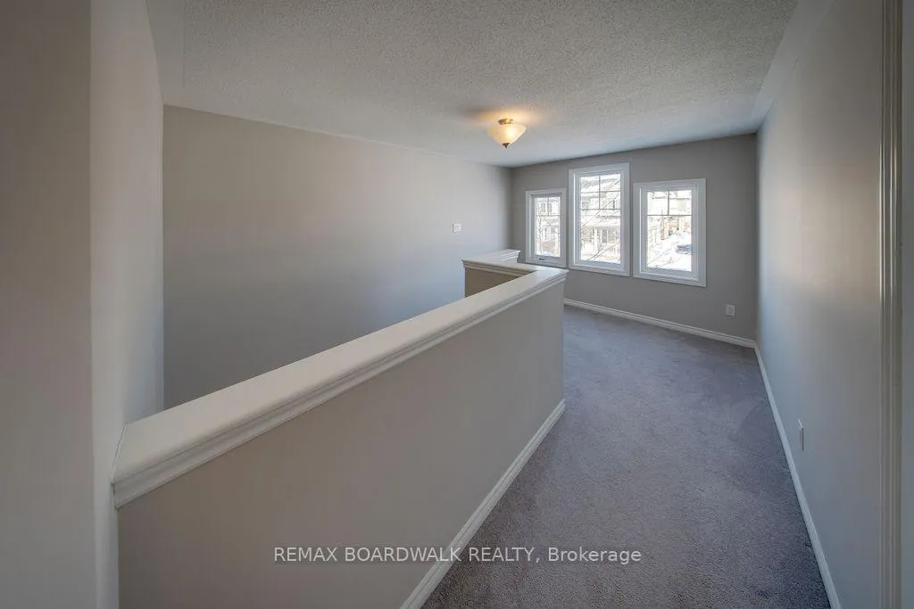 Photo 33 of 132 Conifer Creek Circle, Ottawa, Kanata - Emerald Meadows/Trailwest — HOMEH