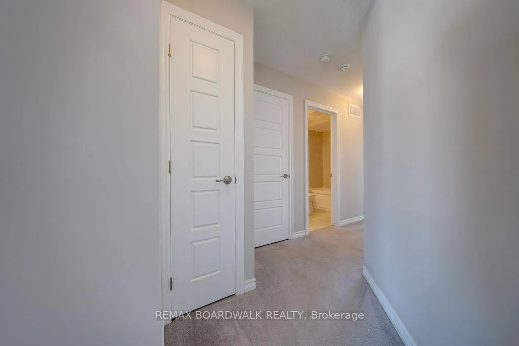 Photo 36 of 132 Conifer Creek Circle, Ottawa, Kanata - Emerald Meadows/Trailwest — HOMEH