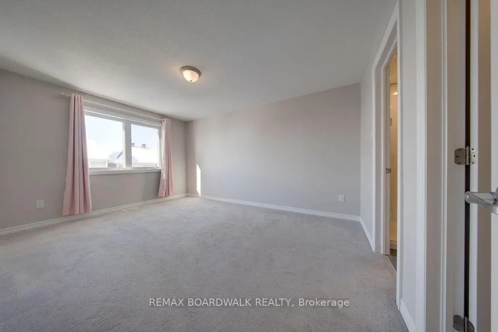 Photo 40 of 132 Conifer Creek Circle, Ottawa, Kanata - Emerald Meadows/Trailwest — HOMEH