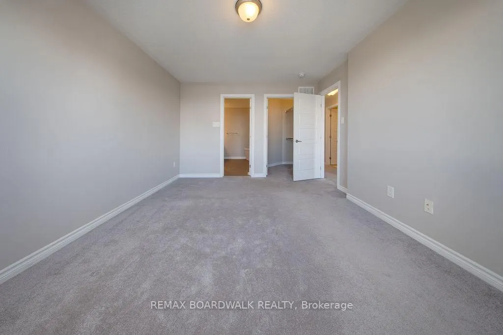 Photo 42 of 132 Conifer Creek Circle, Ottawa, Kanata - Emerald Meadows/Trailwest — HOMEH