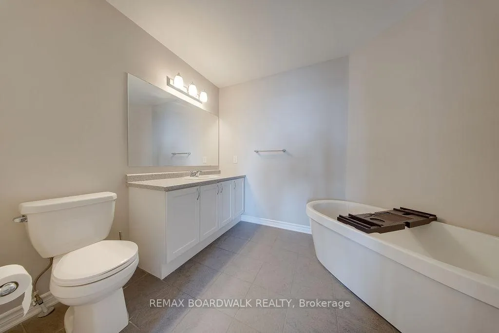 Photo 46 of 132 Conifer Creek Circle, Ottawa, Kanata - Emerald Meadows/Trailwest — HOMEH