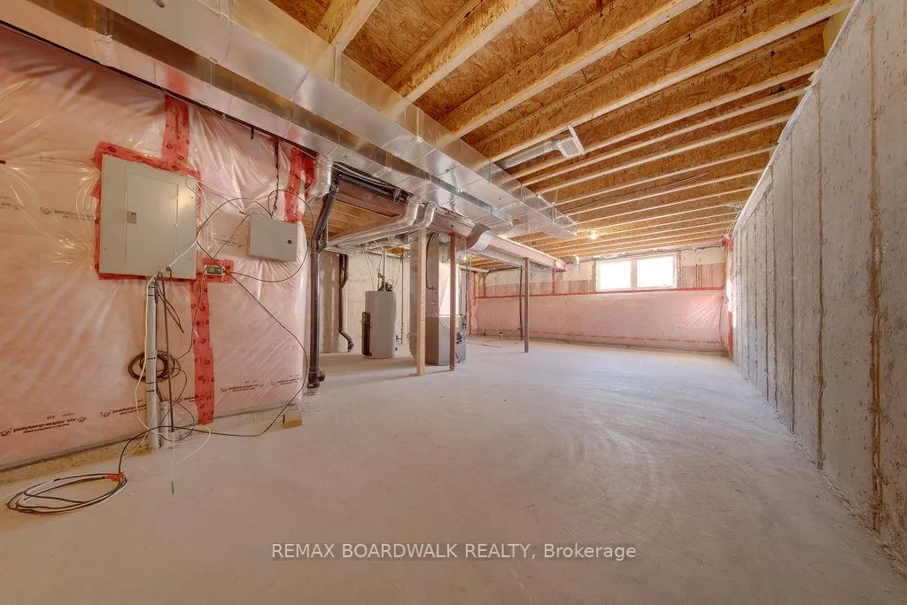 Photo 49 of 132 Conifer Creek Circle, Ottawa, Kanata - Emerald Meadows/Trailwest — HOMEH