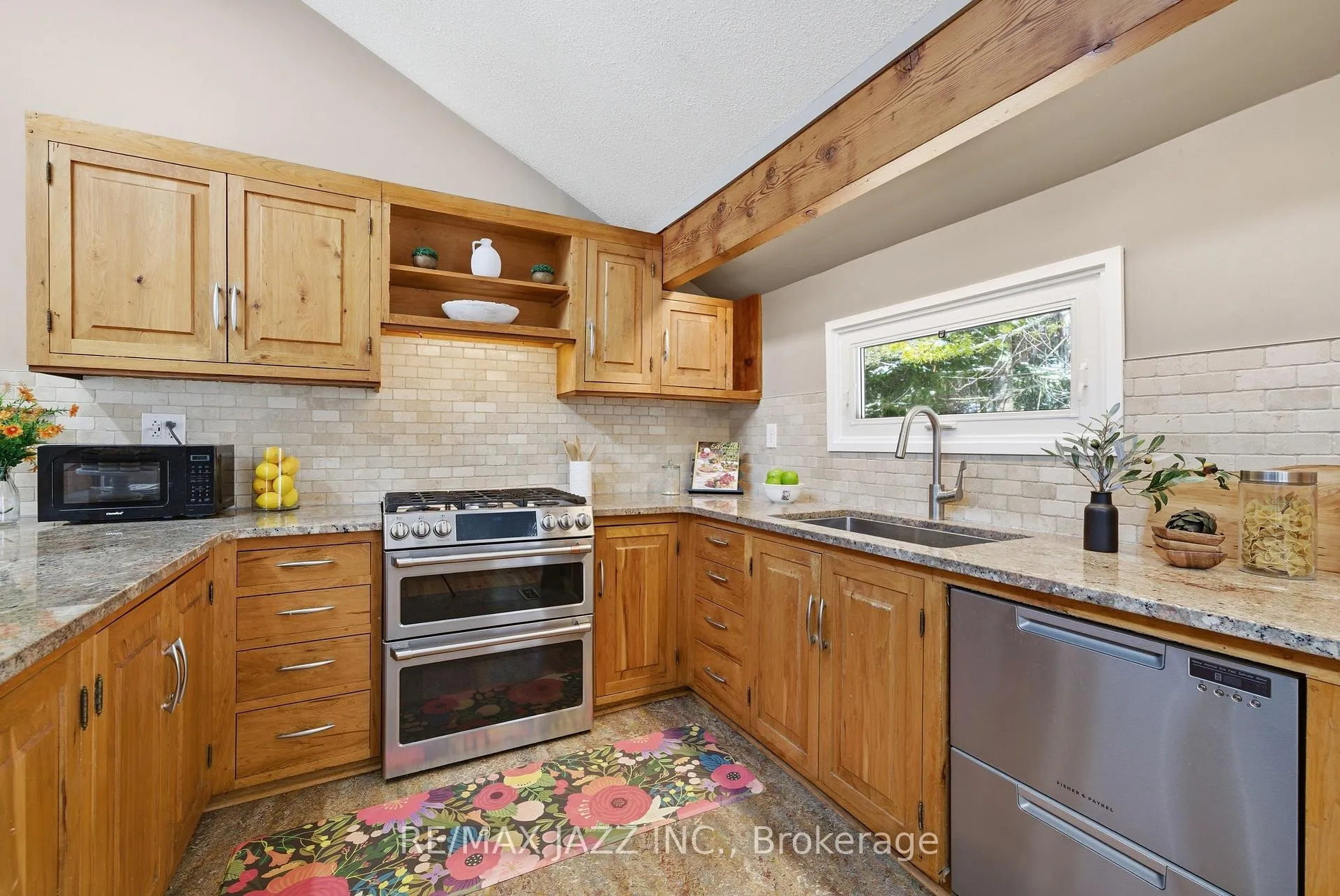 Photo 13 of 4204 Concession 8 Road, Clarington, Rural Clarington — HOMEH