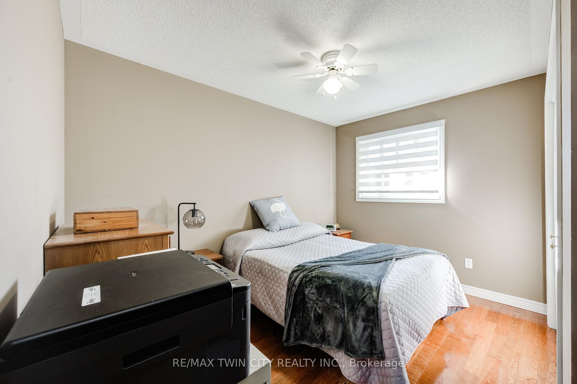 Photo 31 of 59 Oldewood Crescent, St. Thomas — HOMEH