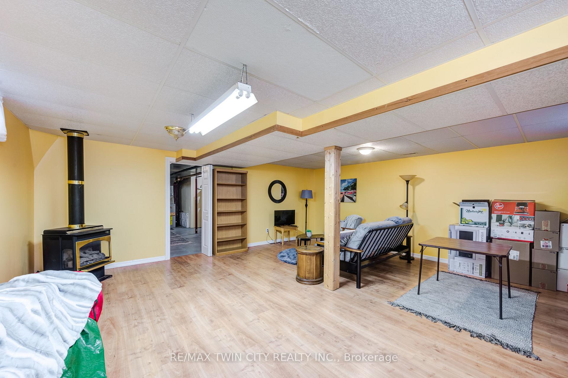 Photo 39 of 59 Oldewood Crescent, St. Thomas — HOMEH