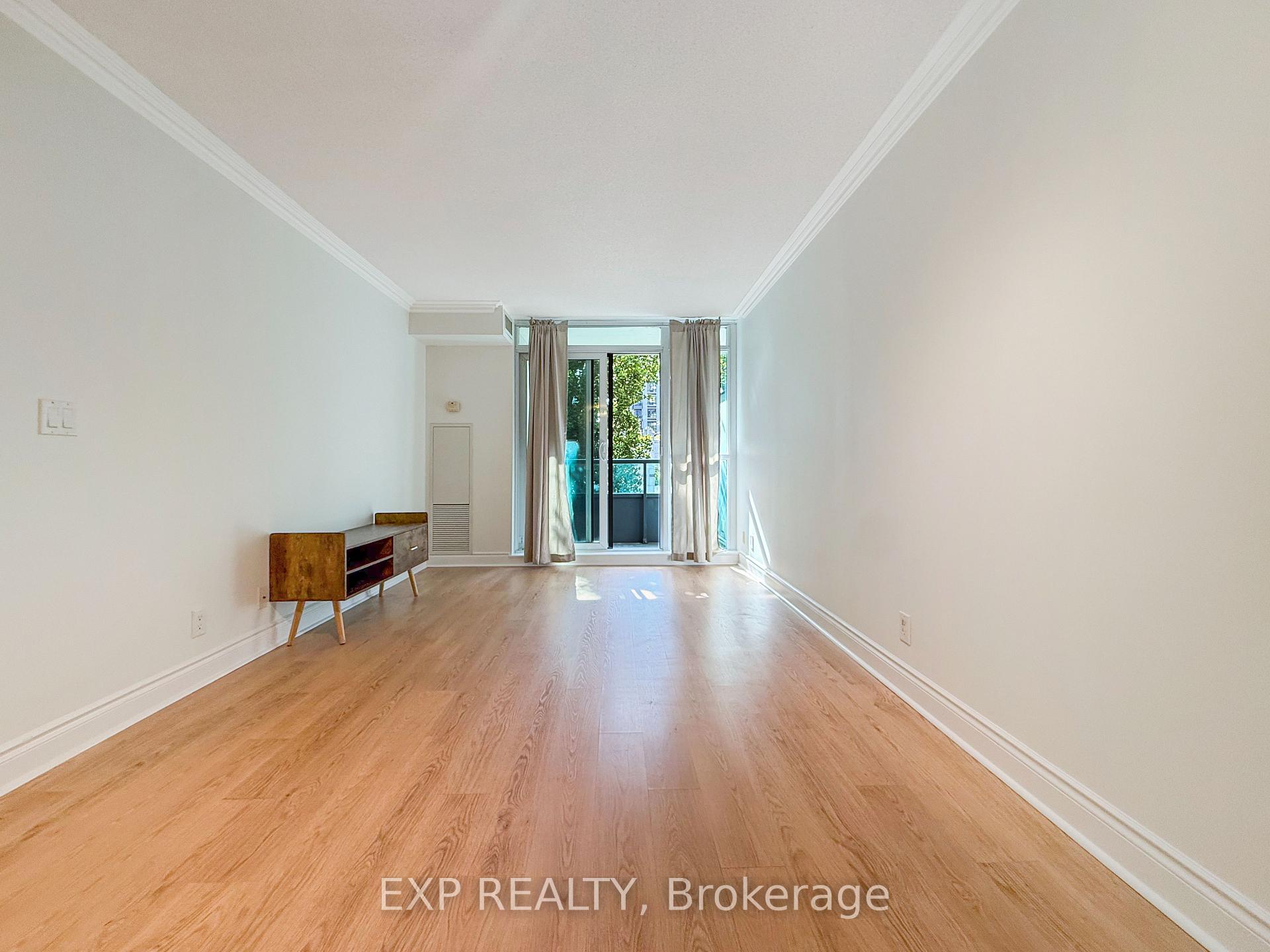 Photo 7 of Unit 211, 30 Clegg Road, Markham, Unionville — HOMEH