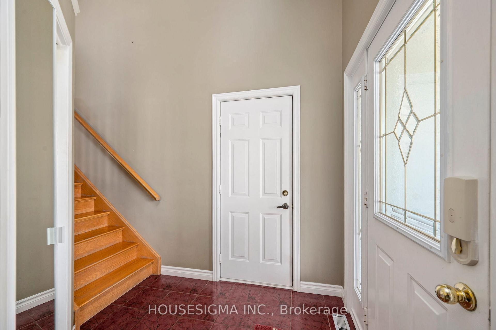 Photo 6 of 7 Rosethorn Court, St. Thomas — HOMEH