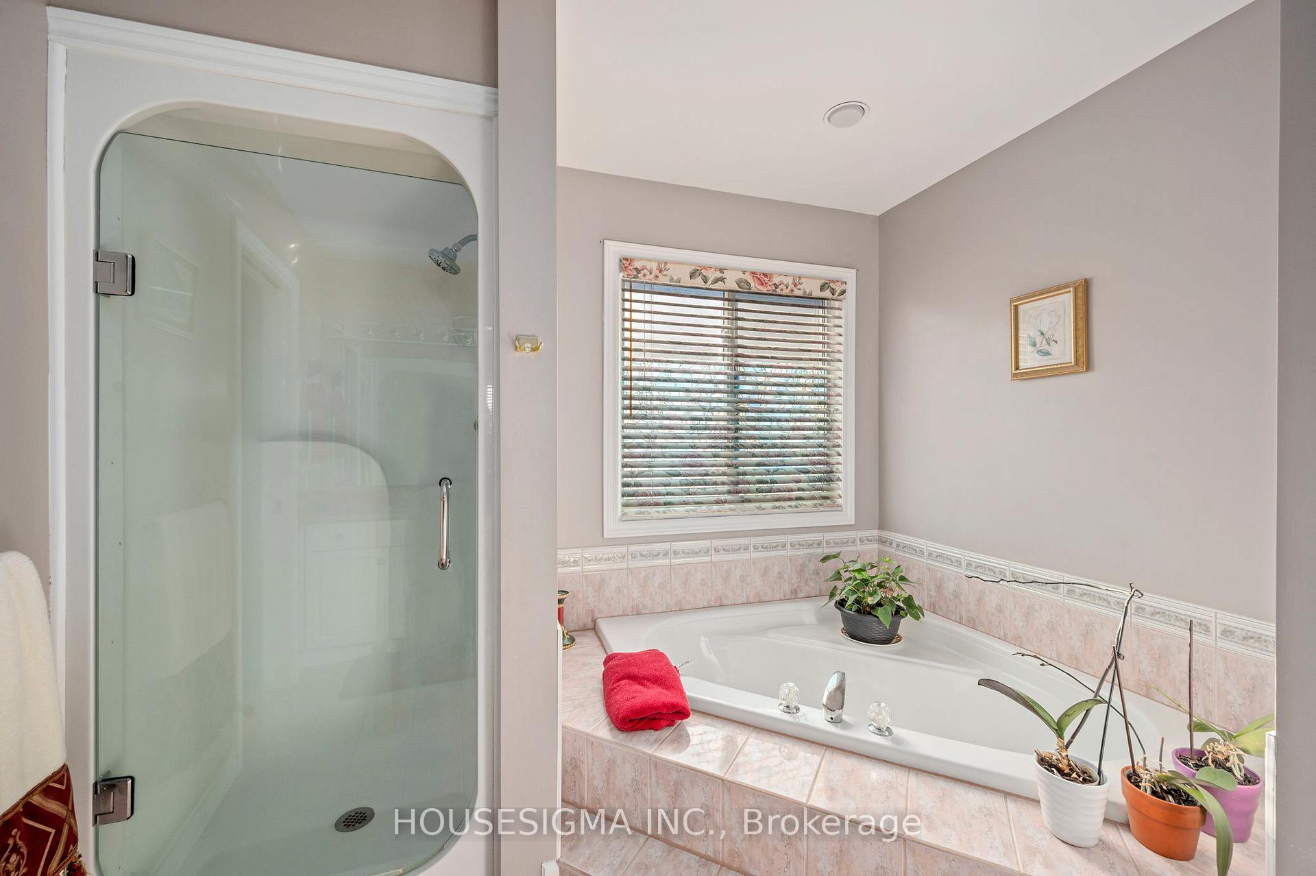 Photo 20 of 7 Rosethorn Court, St. Thomas — HOMEH