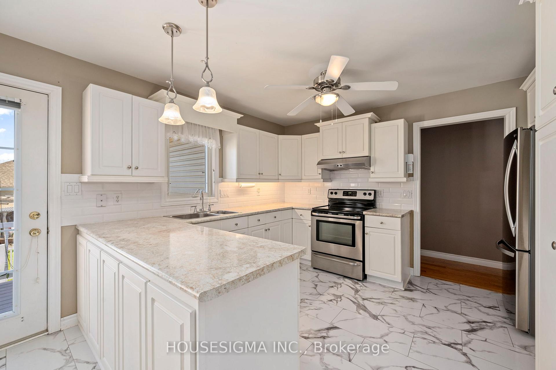 Photo 33 of 7 Rosethorn Court, St. Thomas — HOMEH