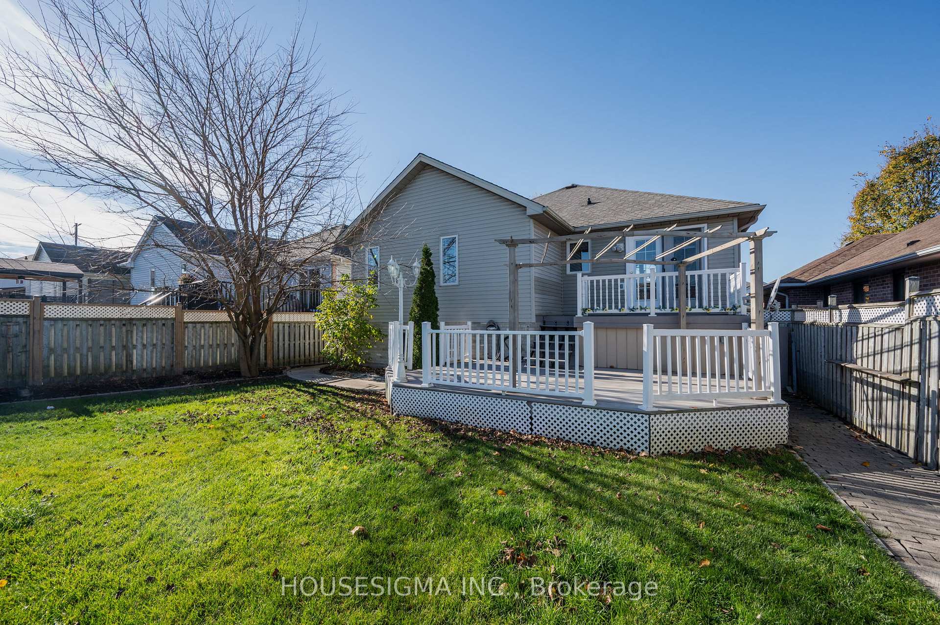 Photo 51 of 7 Rosethorn Court, St. Thomas — HOMEH