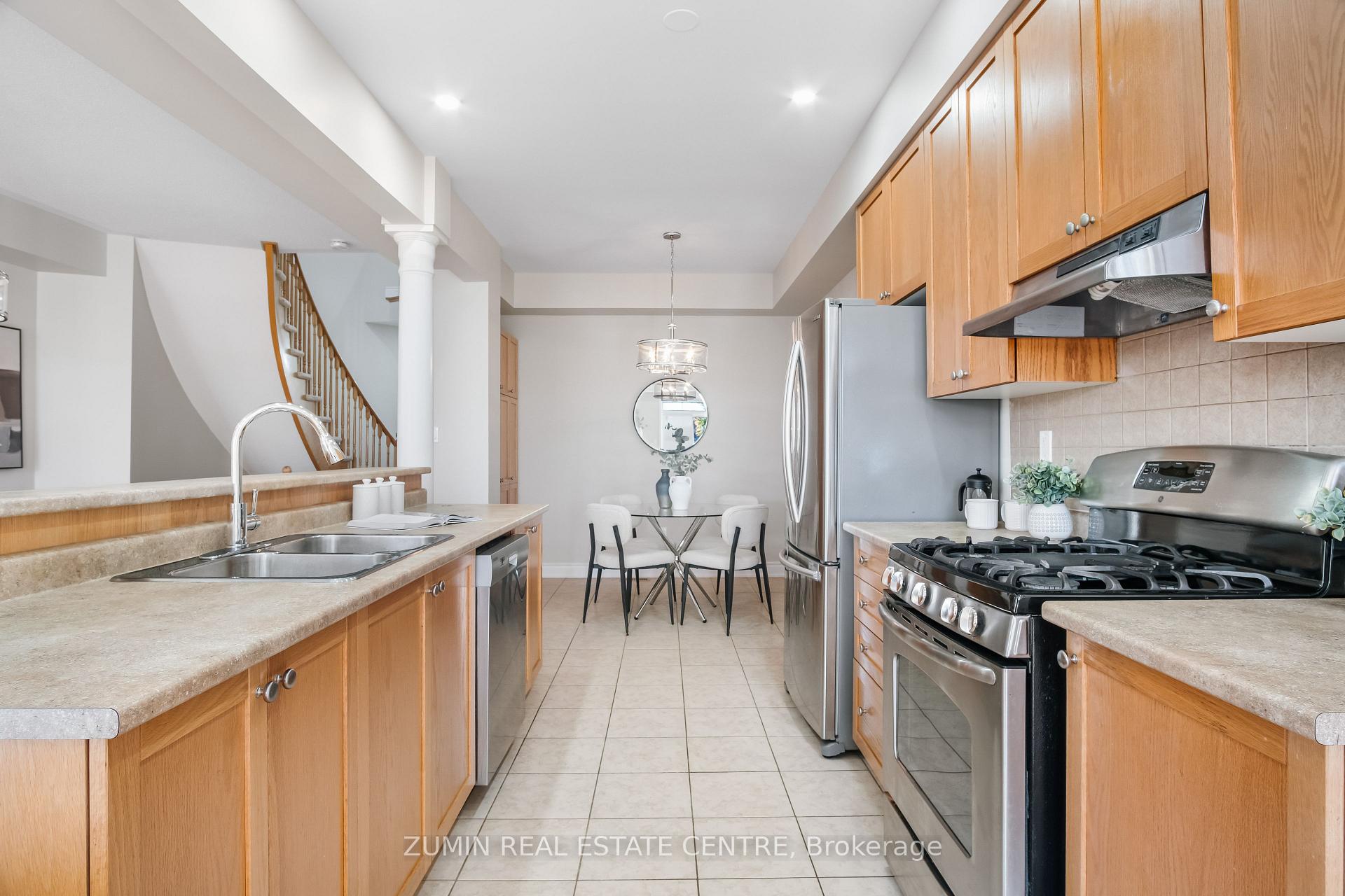 Photo 34 of 177 Nisbet Boulevard, Hamilton, Waterdown — HOMEH