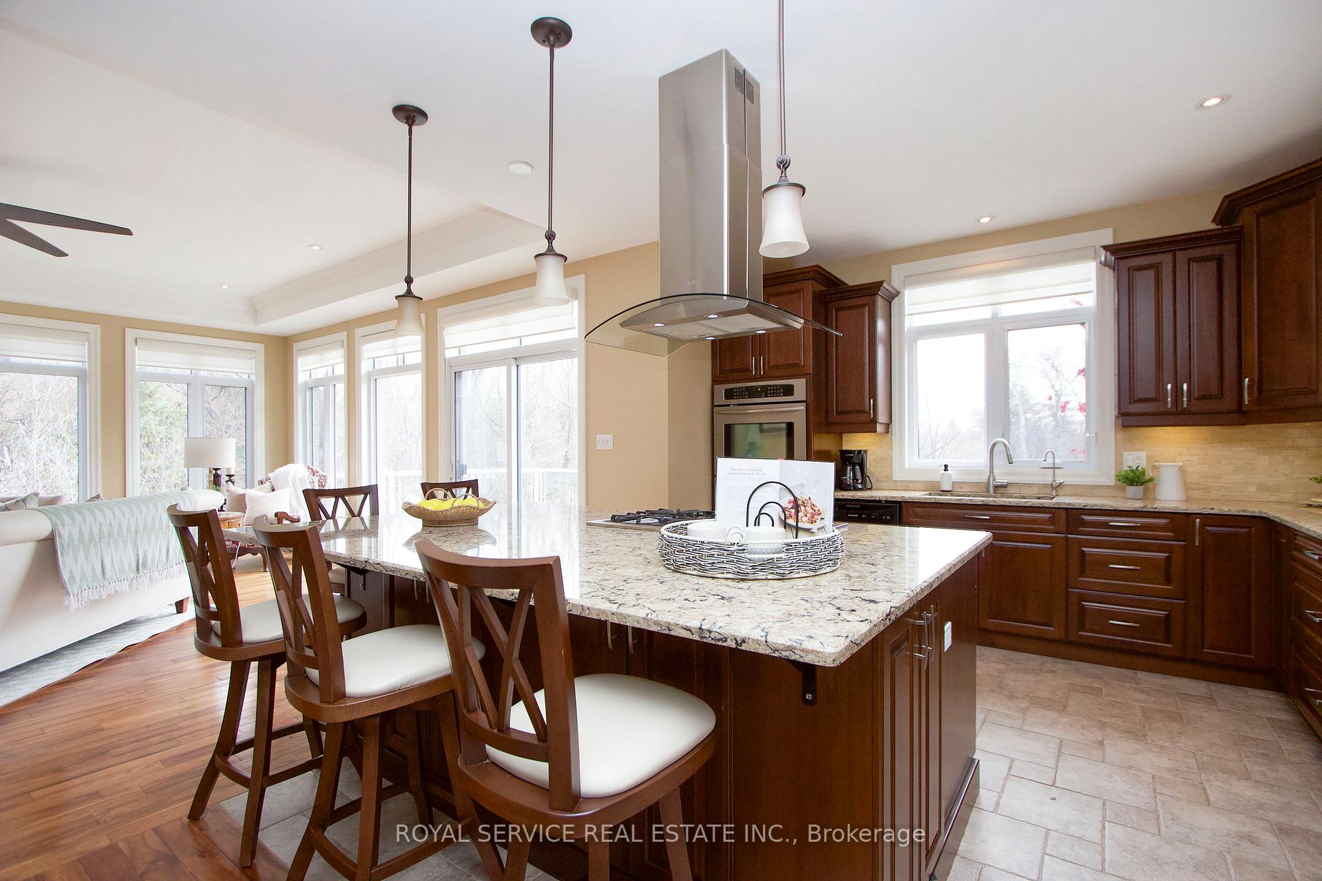 Photo 14 of 5555 Main Street, Clarington, Orono — HOMEH
