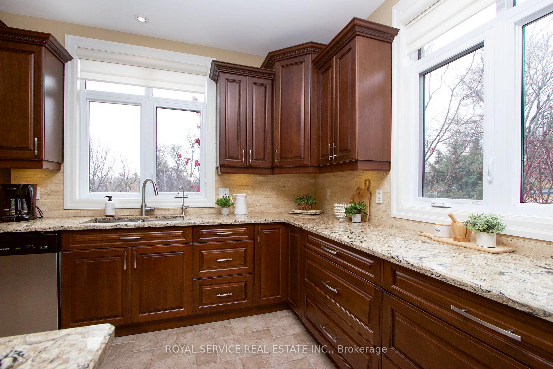 Photo 15 of 5555 Main Street, Clarington, Orono — HOMEH
