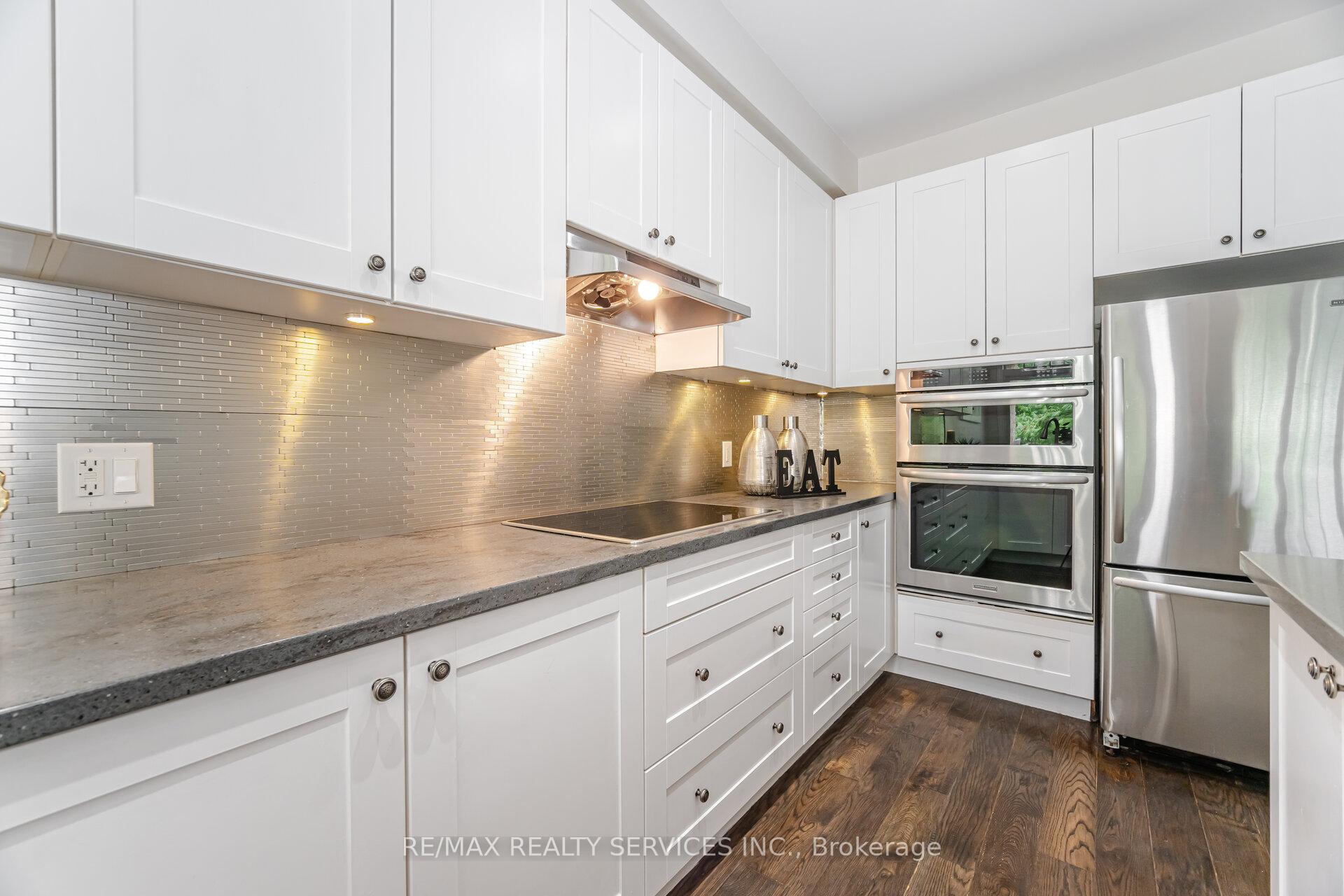 Photo 4 of 31 Mccardy Court, Caledon, Caledon East — HOMEH