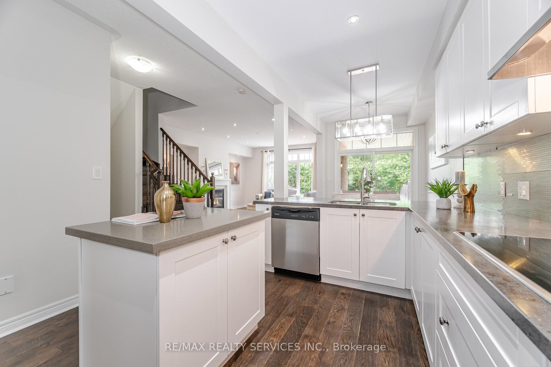 Photo 12 of 31 Mccardy Court, Caledon, Caledon East — HOMEH
