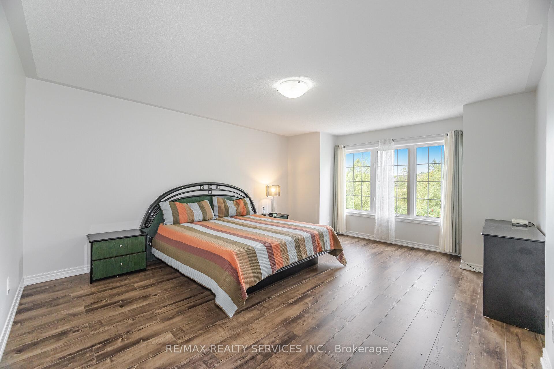 Photo 10 of 31 Mccardy Court, Caledon, Caledon East — HOMEH