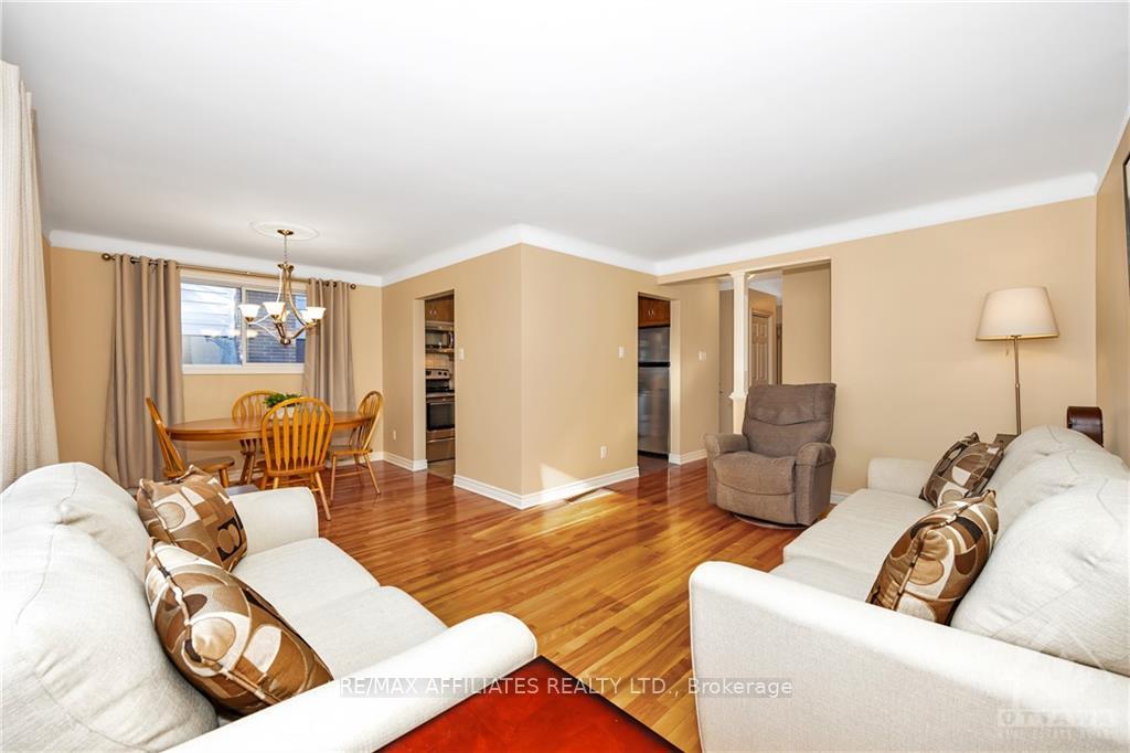 Photo 4 of 1191 Castle Hill Crescent, Ottawa, Copeland Park — HOMEH