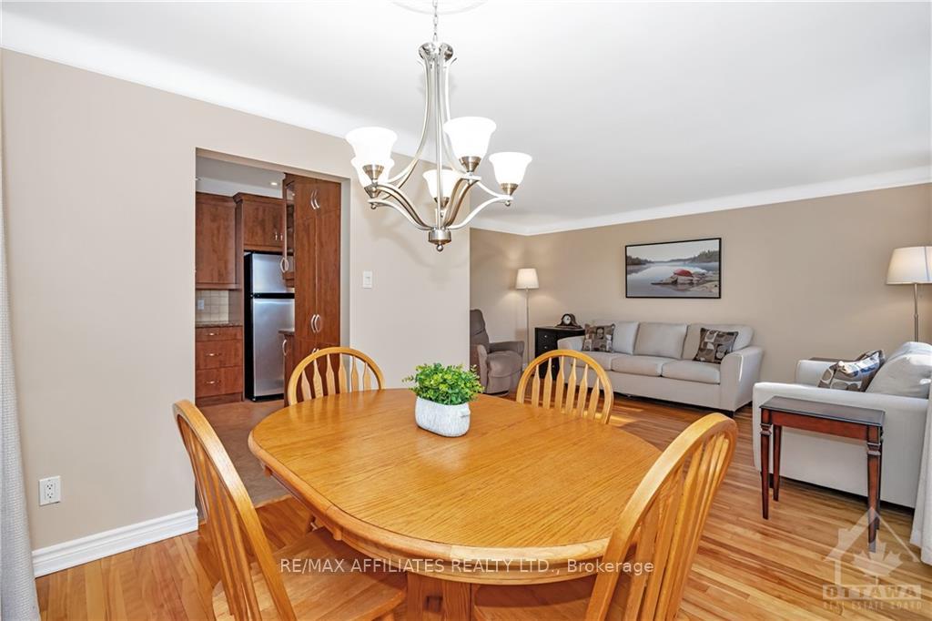 Photo 6 of 1191 Castle Hill Crescent, Ottawa, Copeland Park — HOMEH