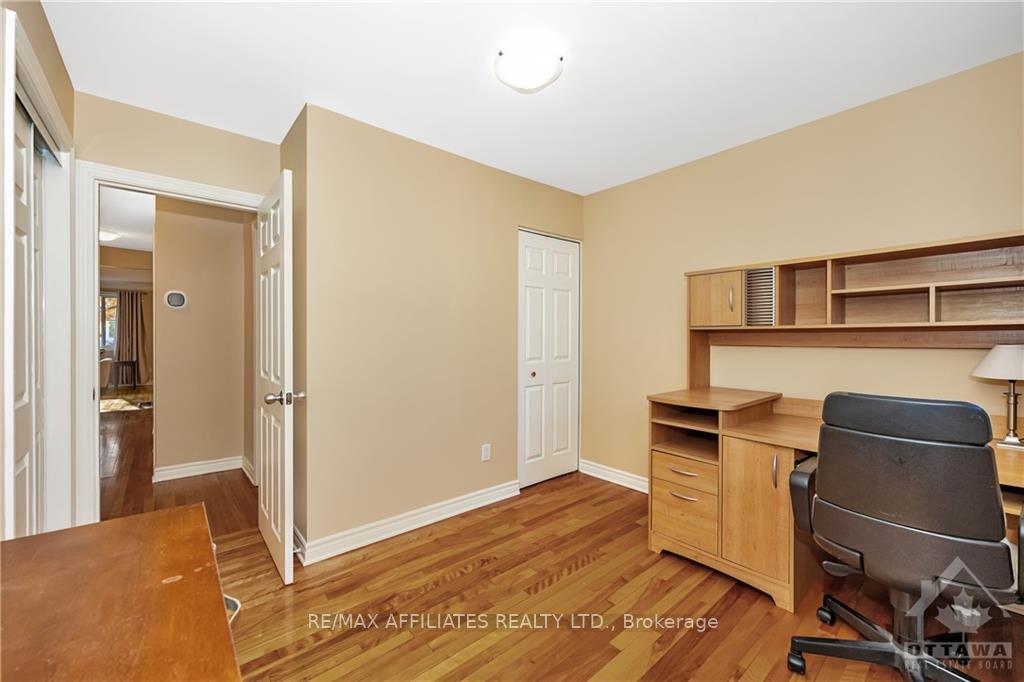 Photo 13 of 1191 Castle Hill Crescent, Ottawa, Copeland Park — HOMEH
