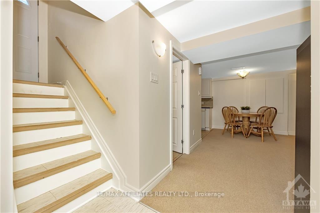 Photo 17 of 1191 Castle Hill Crescent, Ottawa, Copeland Park — HOMEH