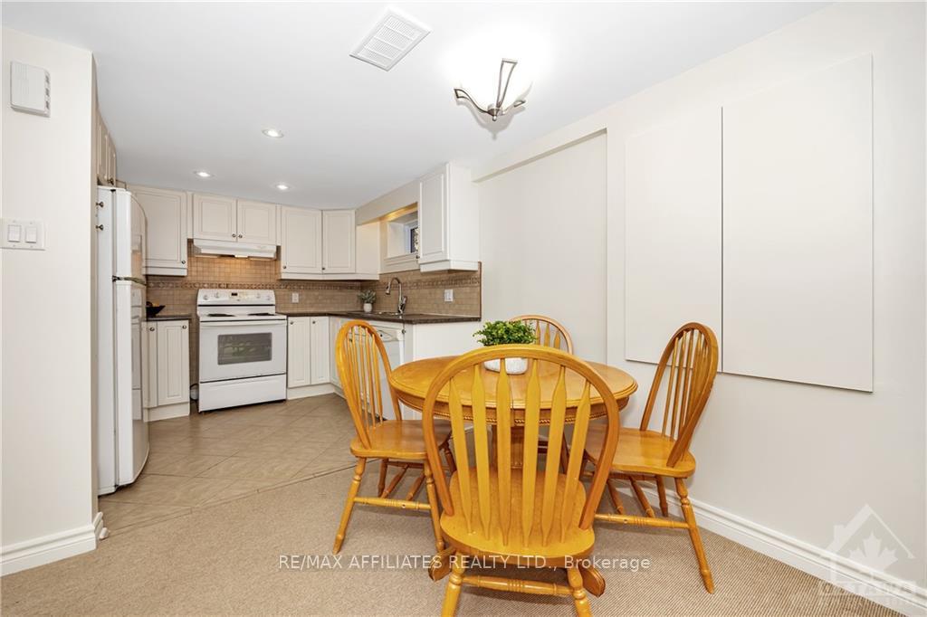 Photo 20 of 1191 Castle Hill Crescent, Ottawa, Copeland Park — HOMEH