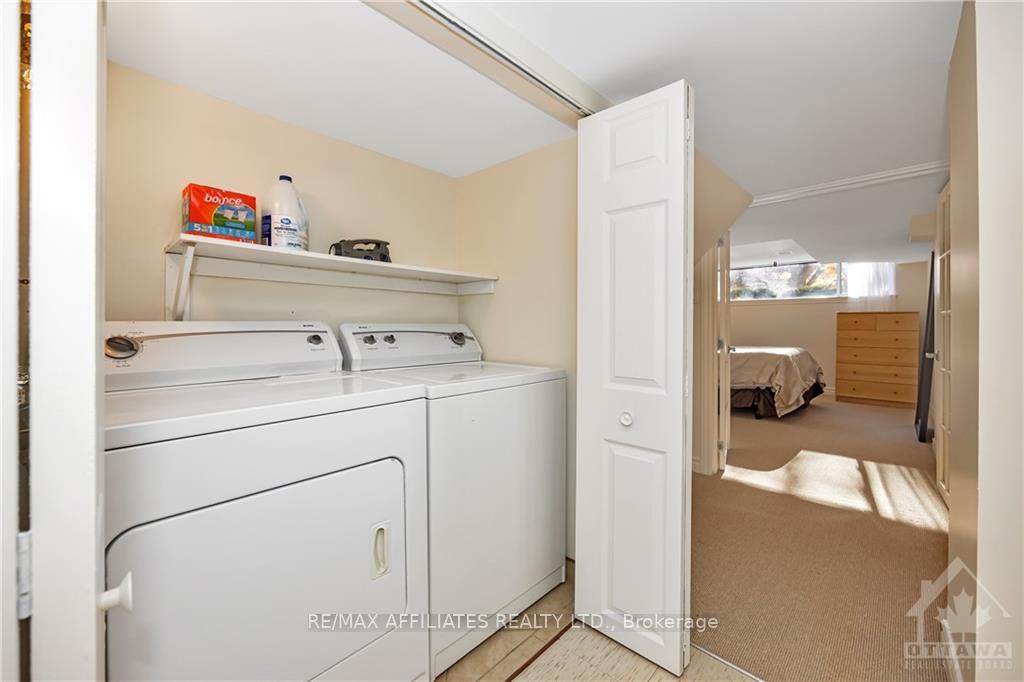 Photo 26 of 1191 Castle Hill Crescent, Ottawa, Copeland Park — HOMEH