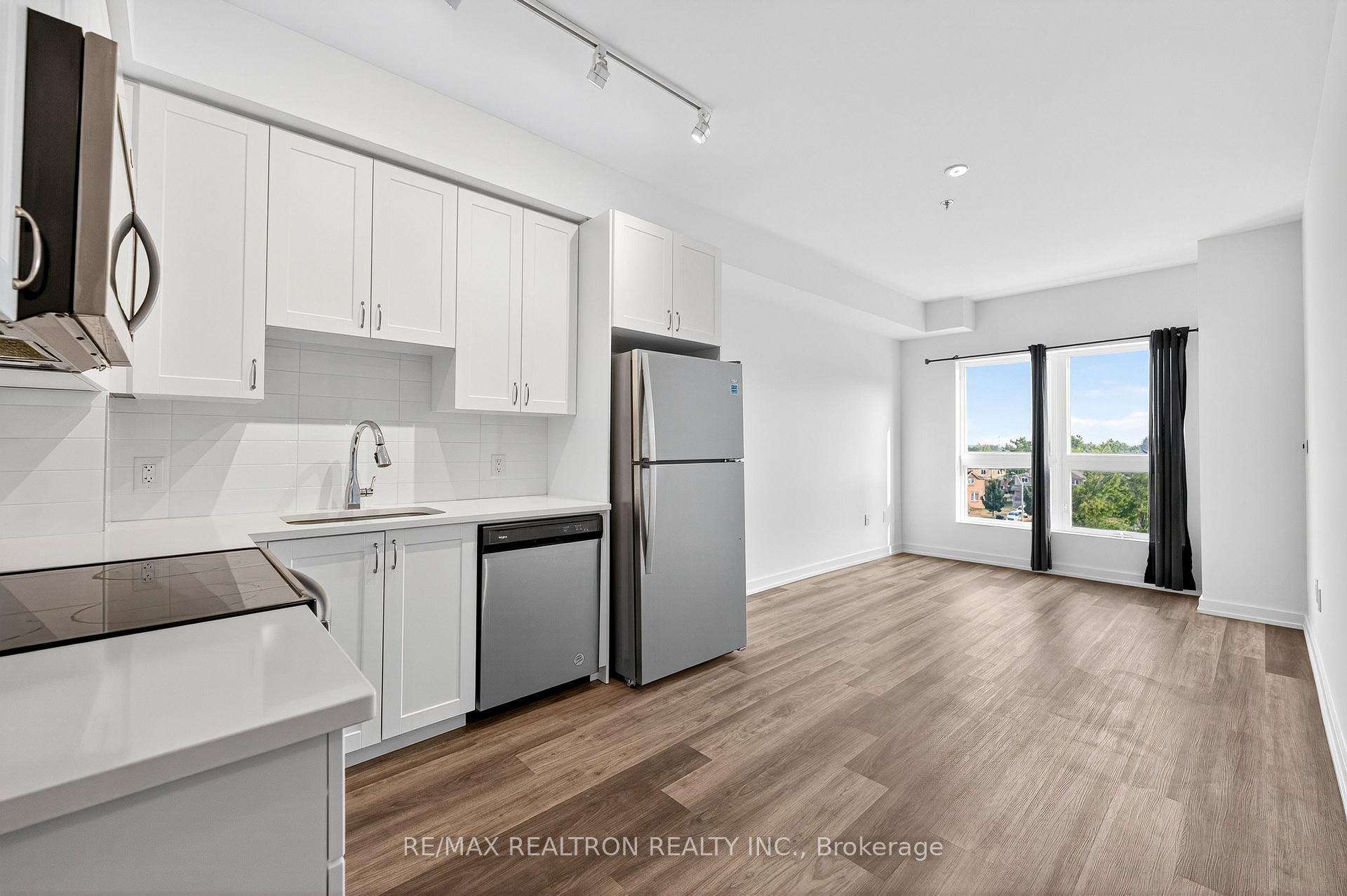 Photo 9 of Unit 423, 430 Essa Road, Barrie, Holly — HOMEH