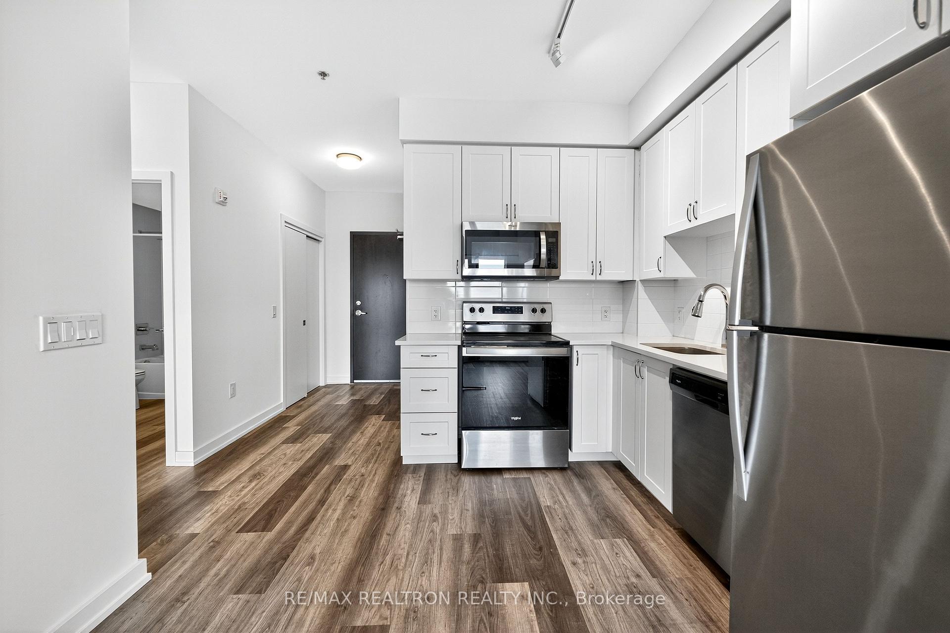 Photo 15 of Unit 423, 430 Essa Road, Barrie, Holly — HOMEH