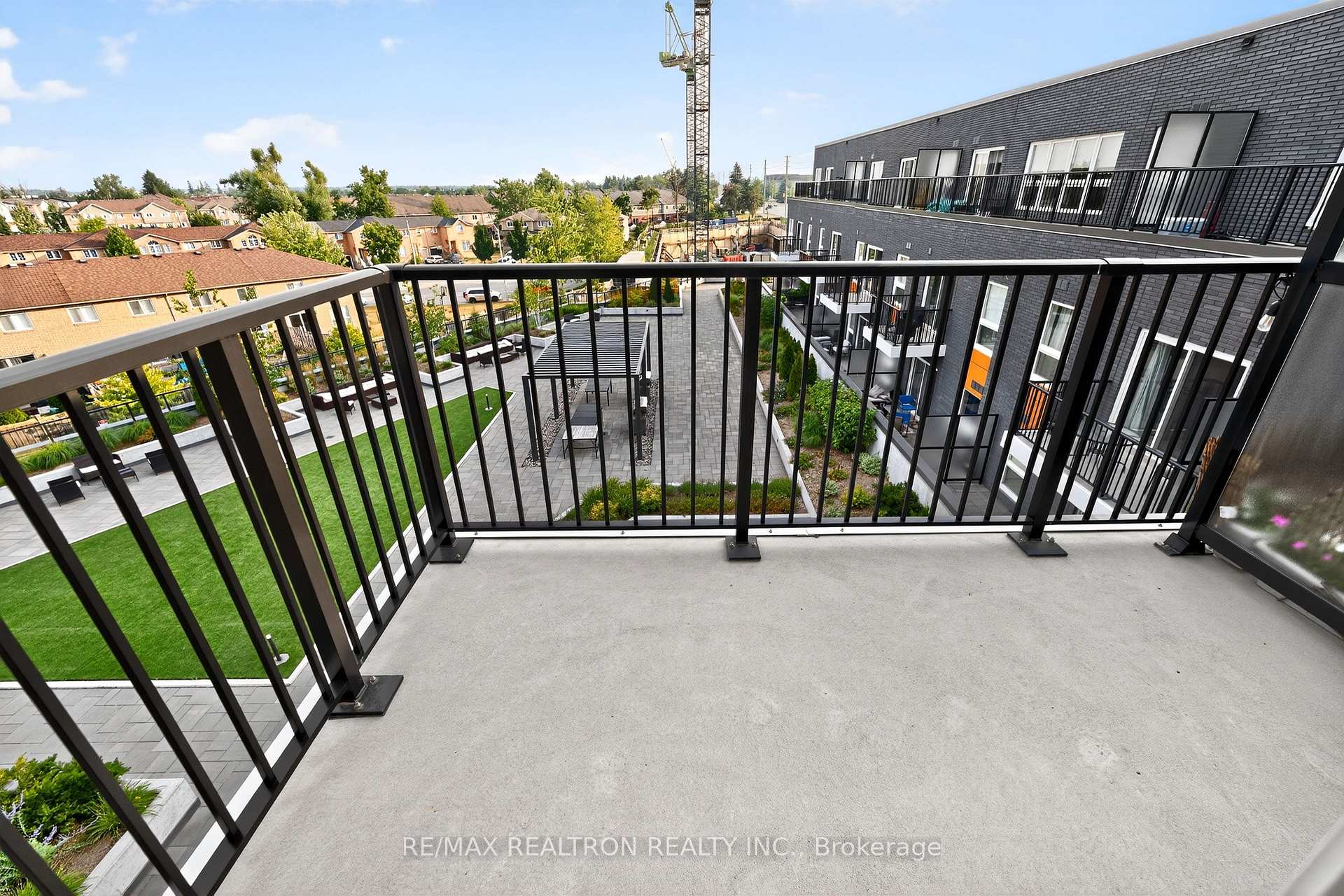 Photo 19 of Unit 423, 430 Essa Road, Barrie, Holly — HOMEH