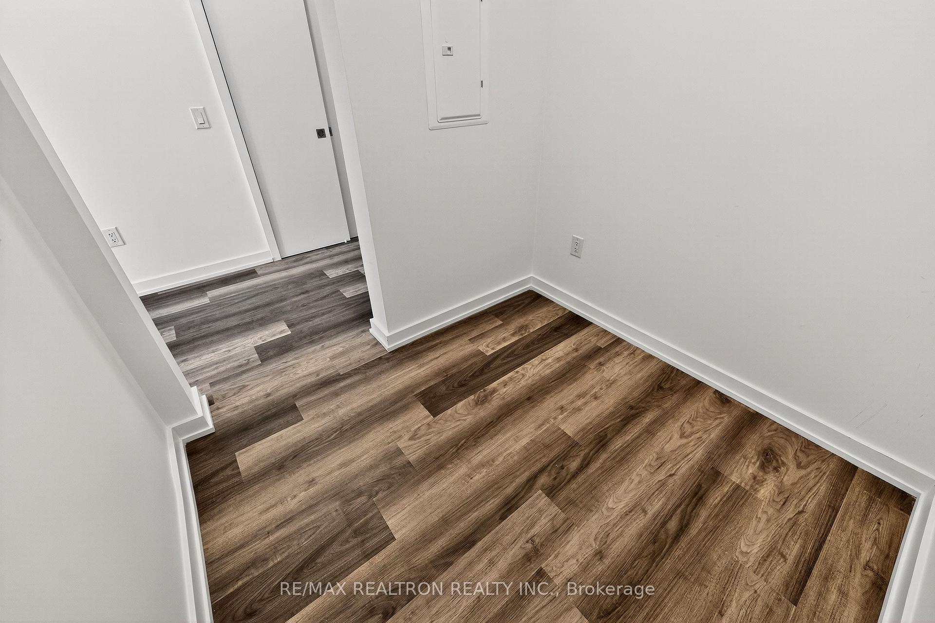 Photo 26 of Unit 423, 430 Essa Road, Barrie, Holly — HOMEH