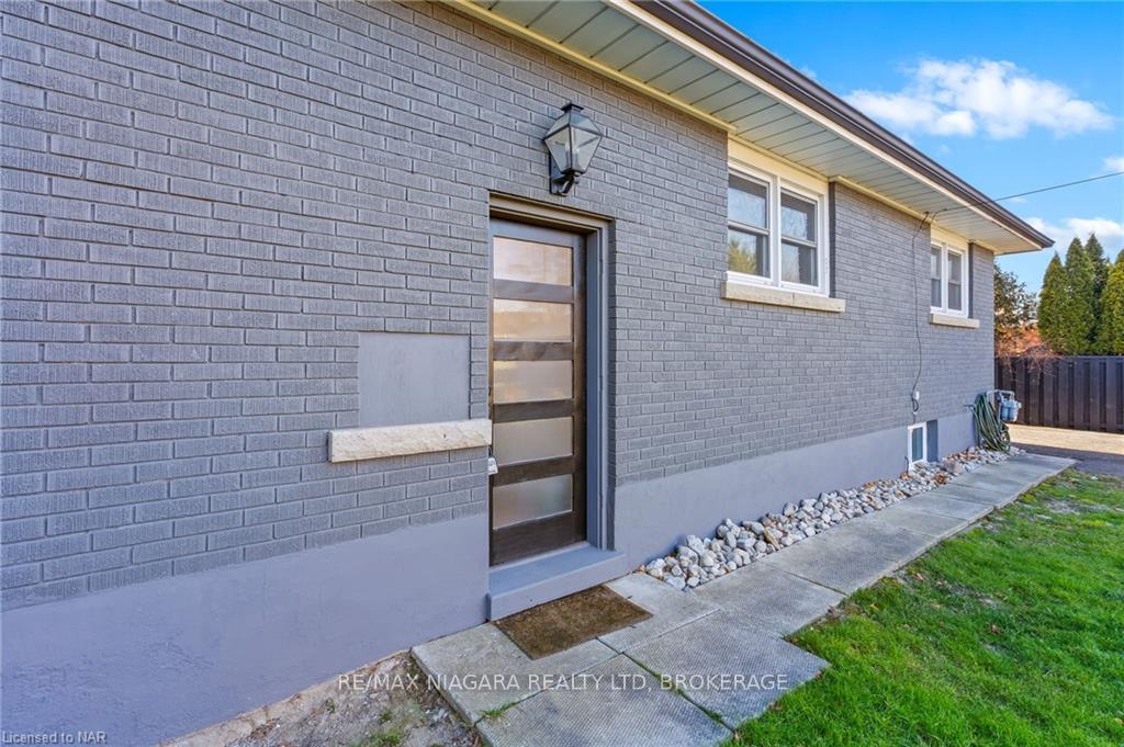 Photo 31 of 9 Regina Avenue, St. Catharines, Bunting/Linwell — HOMEH