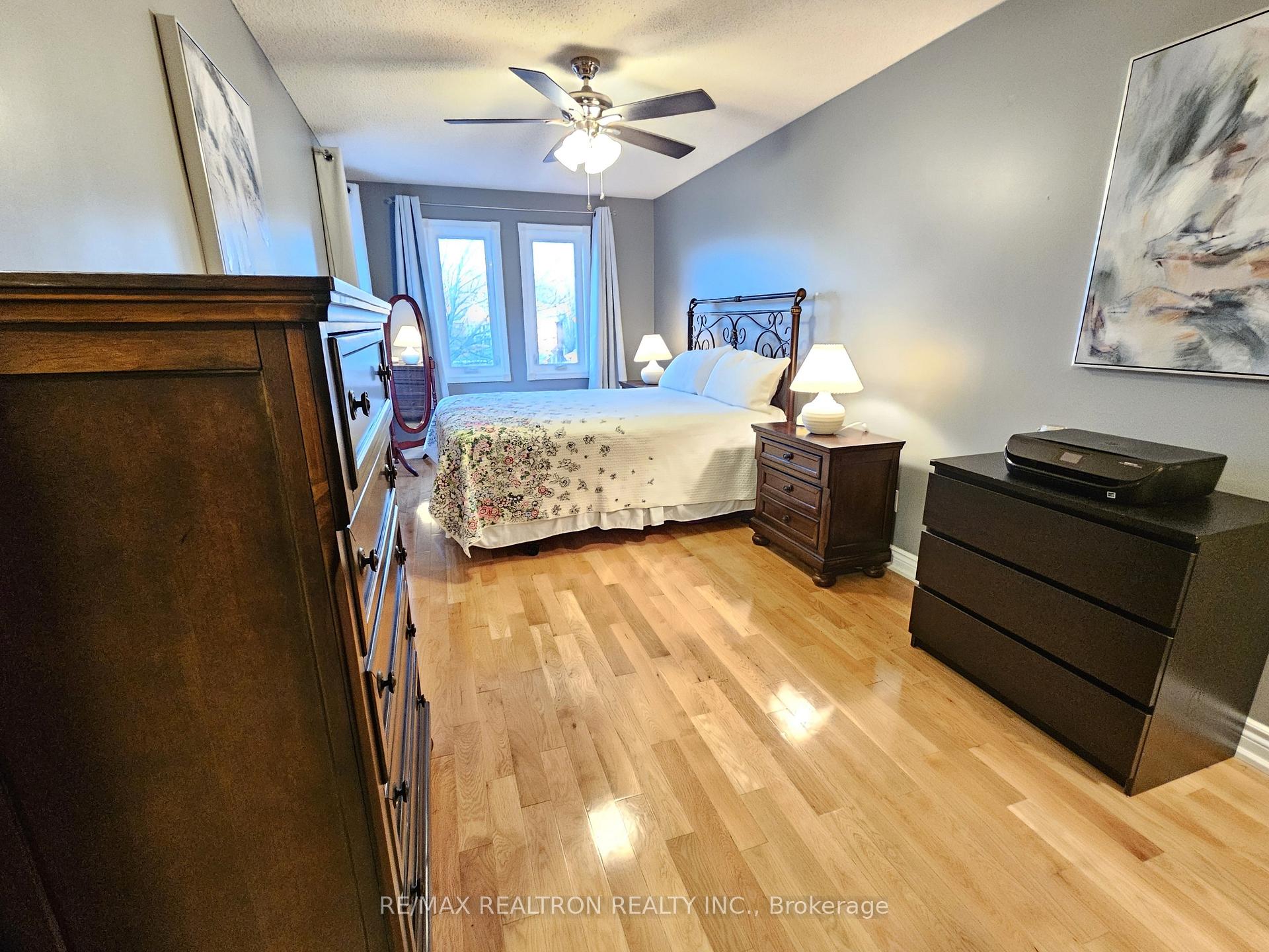 Photo 16 of 108 Sandfield Drive, Aurora, Aurora Highlands — HOMEH