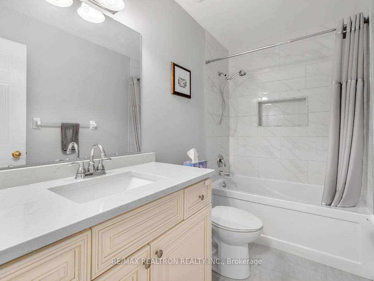 Photo 26 of 108 Sandfield Drive, Aurora, Aurora Highlands — HOMEH